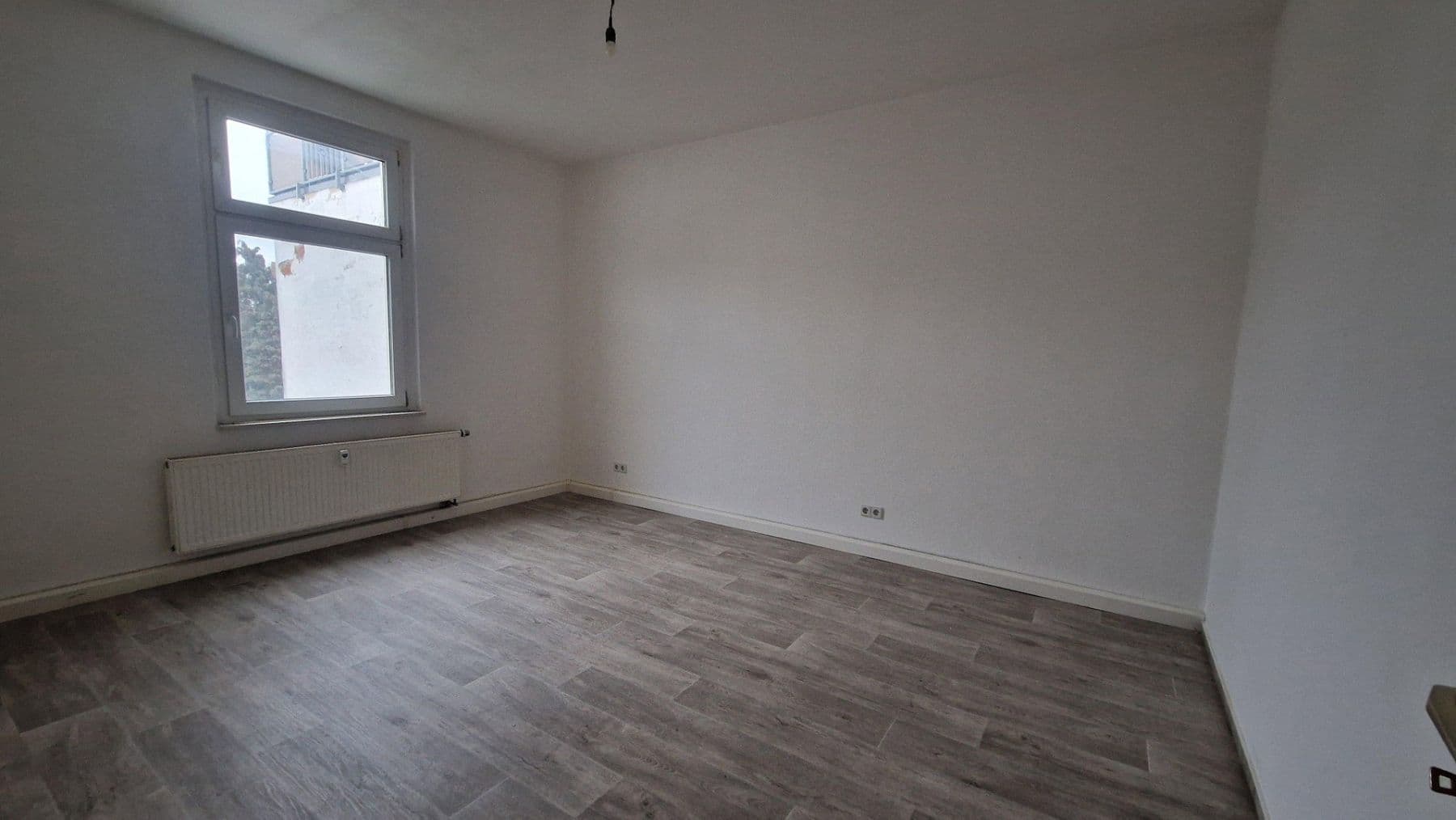 Prenájom bytu 2-izbový 62 m², Magdeburger Str. 14, Dessau-Roßlau, Sasko-Anhaltsko Prenájom bytu 2-izbový 62 m², Magdeburger Str. 14, Dessau-Roßlau, Sasko-Anhaltsko