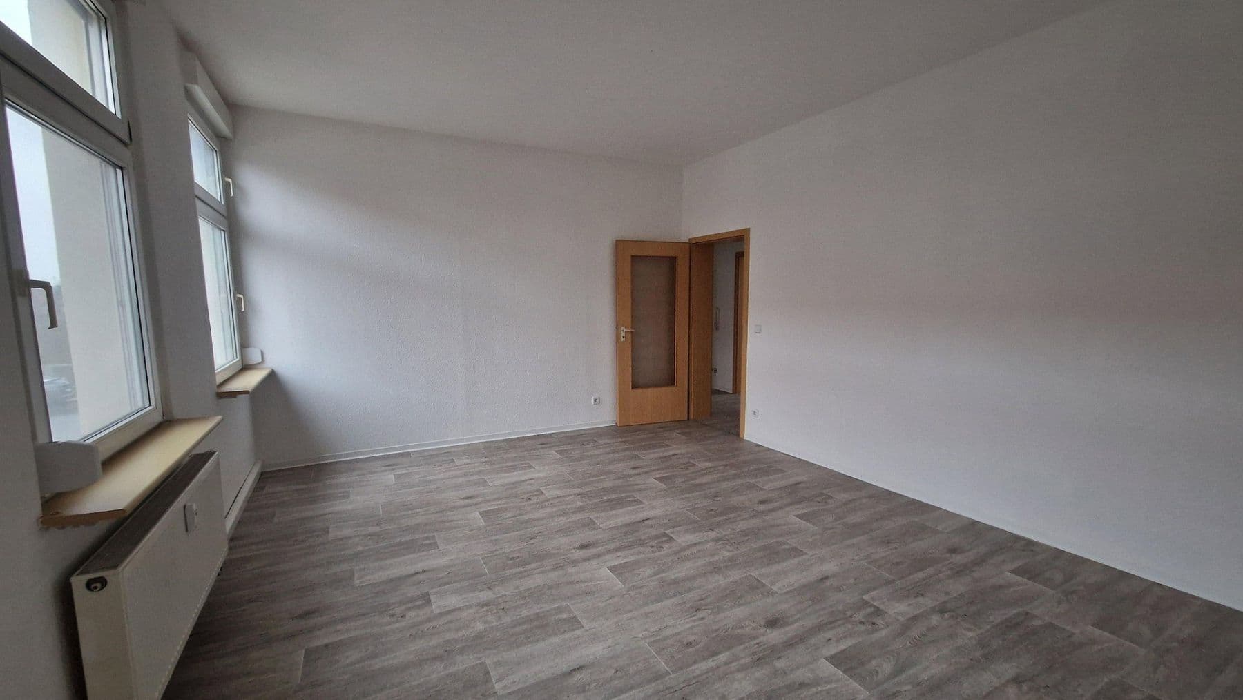 Prenájom bytu 2-izbový 62 m², Magdeburger Str. 14, Dessau-Roßlau, Sasko-Anhaltsko Prenájom bytu 2-izbový 62 m², Magdeburger Str. 14, Dessau-Roßlau, Sasko-Anhaltsko