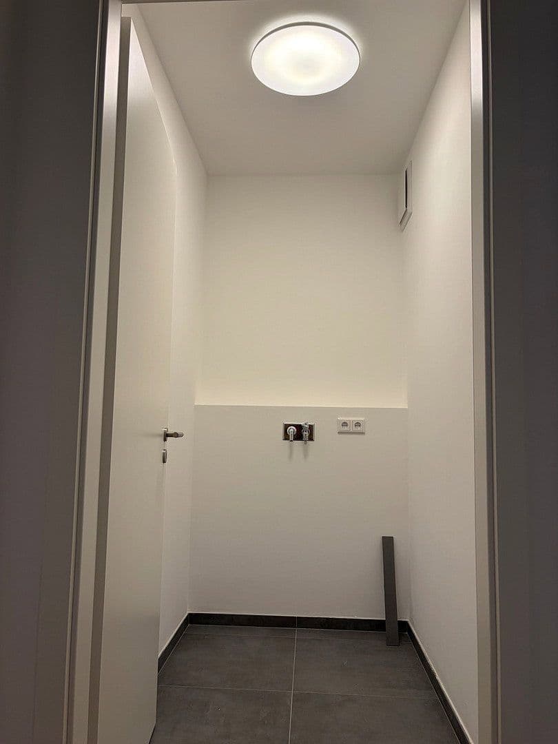 Prenájom bytu 2-izbový 61 m², Malmöer Straße 28, Berlin, Berlín Prenájom bytu 2-izbový 61 m², Malmöer Straße 28, Berlin, Berlín