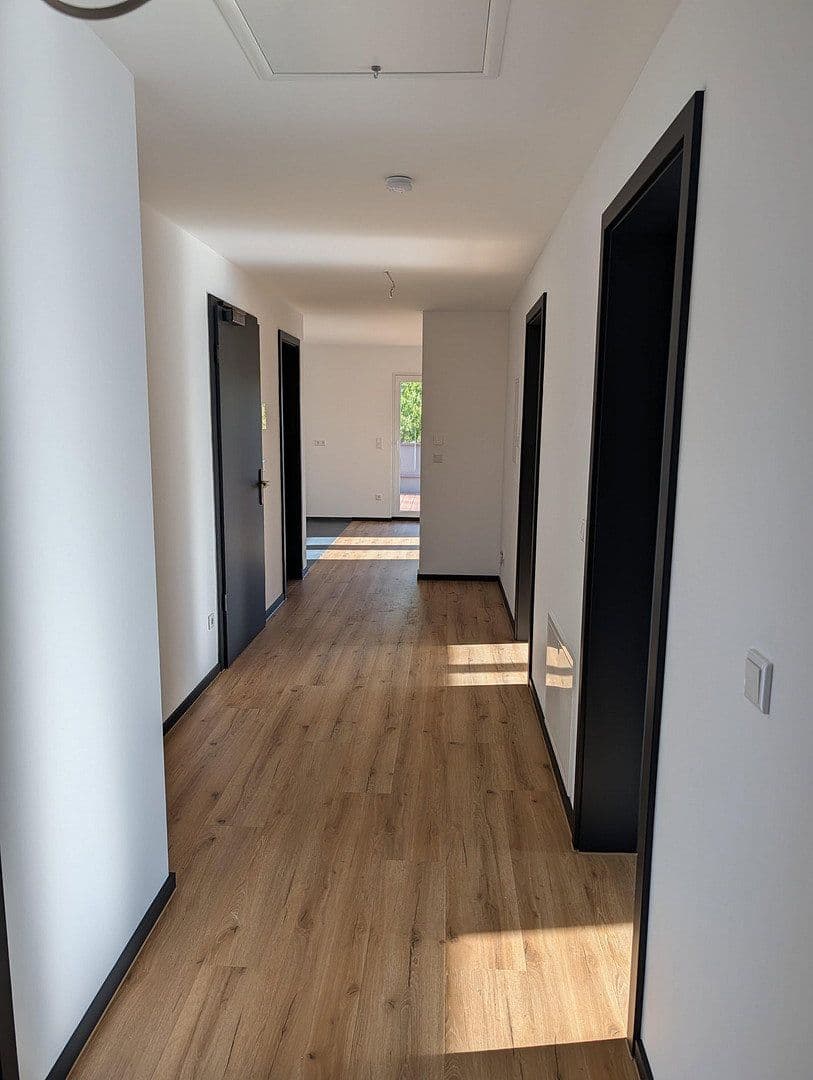 Prenájom bytu 4-izbový 108 m², Lehmgrubenweg 12, Erlangen, Bavorsko Prenájom bytu 4-izbový 108 m², Lehmgrubenweg 12, Erlangen, Bavorsko