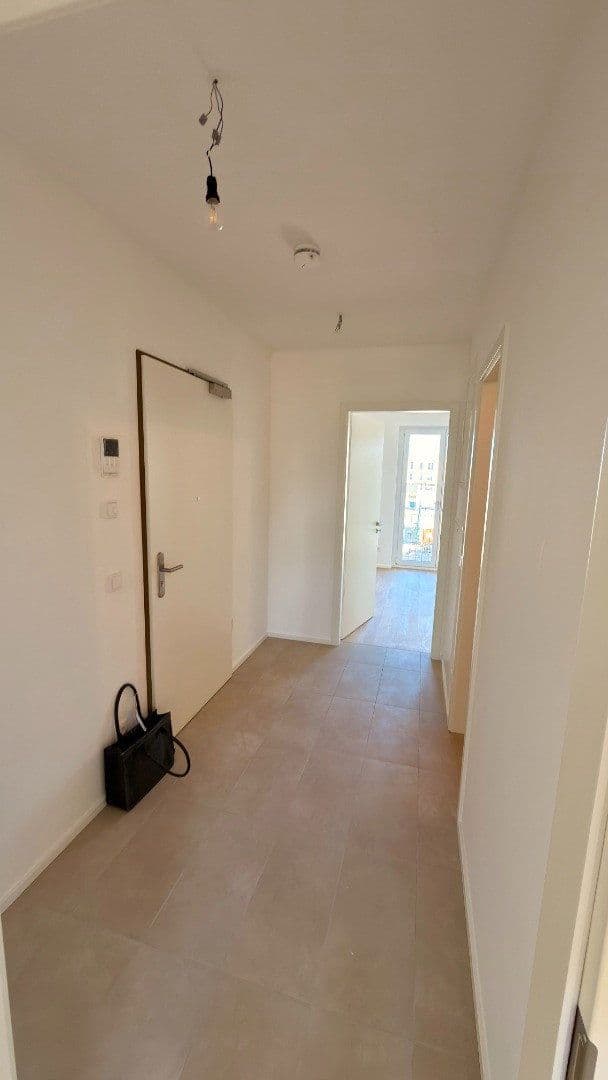Prenájom bytu 2-izbový 48 m², Lilli-Kurowski-Str. 9, München, Bavorsko Prenájom bytu 2-izbový 48 m², Lilli-Kurowski-Str. 9, München, Bavorsko