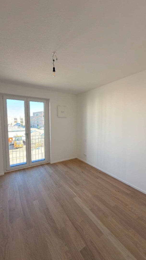 Prenájom bytu 2-izbový 48 m², Lilli-Kurowski-Str. 9, München, Bavorsko Prenájom bytu 2-izbový 48 m², Lilli-Kurowski-Str. 9, München, Bavorsko