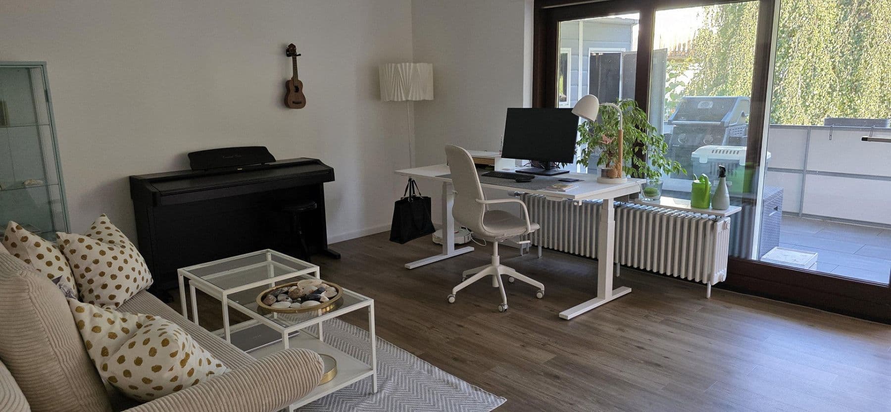 Prenájom bytu 3-izbový 114 m², Stuttgart, Bádensko-Wurttembersko Prenájom bytu 3-izbový 114 m², Stuttgart, Bádensko-Wurttembersko