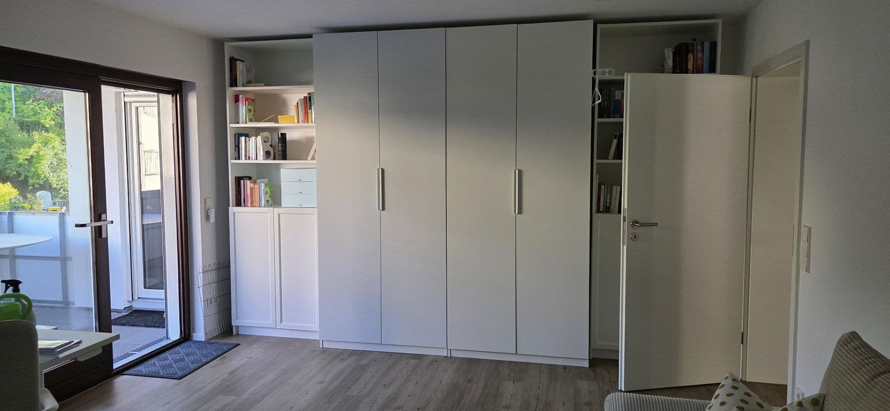 Prenájom bytu 3-izbový 114 m², Stuttgart, Bádensko-Wurttembersko Prenájom bytu 3-izbový 114 m², Stuttgart, Bádensko-Wurttembersko