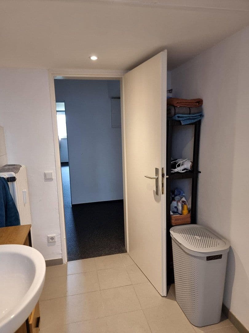 Prenájom bytu 3-izbový 89 m², Neu-Isenburg, Hesensko Prenájom bytu 3-izbový 89 m², Neu-Isenburg, Hesensko