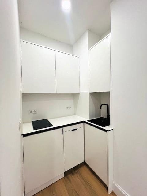 Prenájom kancelárie 55 m², Friedberger Landstraße 98, Frankfurt am Main, Hesensko Prenájom kancelárie 55 m², Friedberger Landstraße 98, Frankfurt am Main, Hesensko