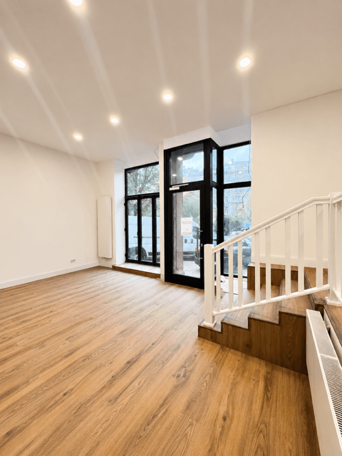 Prenájom kancelárie 55 m², Friedberger Landstraße 98, Frankfurt am Main, Hesensko Prenájom kancelárie 55 m², Friedberger Landstraße 98, Frankfurt am Main, Hesensko
