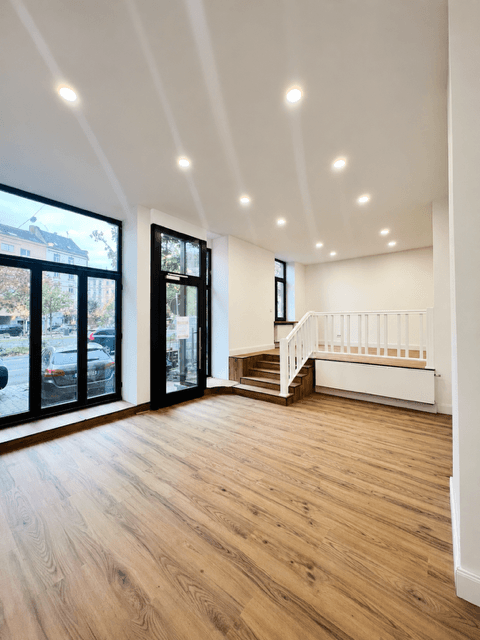 Prenájom kancelárie 55 m², Friedberger Landstraße 98, Frankfurt am Main, Hesensko Prenájom kancelárie 55 m², Friedberger Landstraße 98, Frankfurt am Main, Hesensko