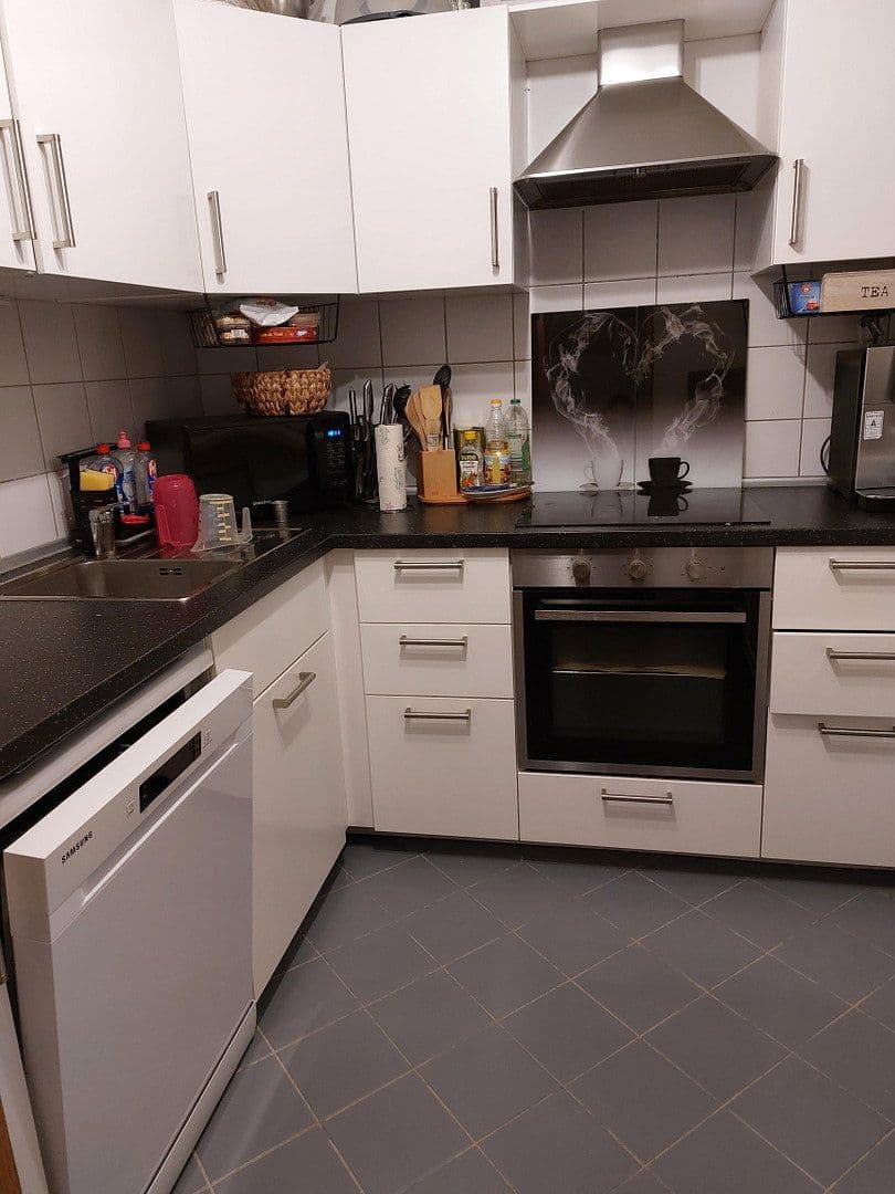 Prenájom bytu 3-izbový 80 m², Walter-Gropius-Str. 1, Reutlingen, Bádensko-Wurttembersko Prenájom bytu 3-izbový 80 m², Walter-Gropius-Str. 1, Reutlingen, Bádensko-Wurttembersko