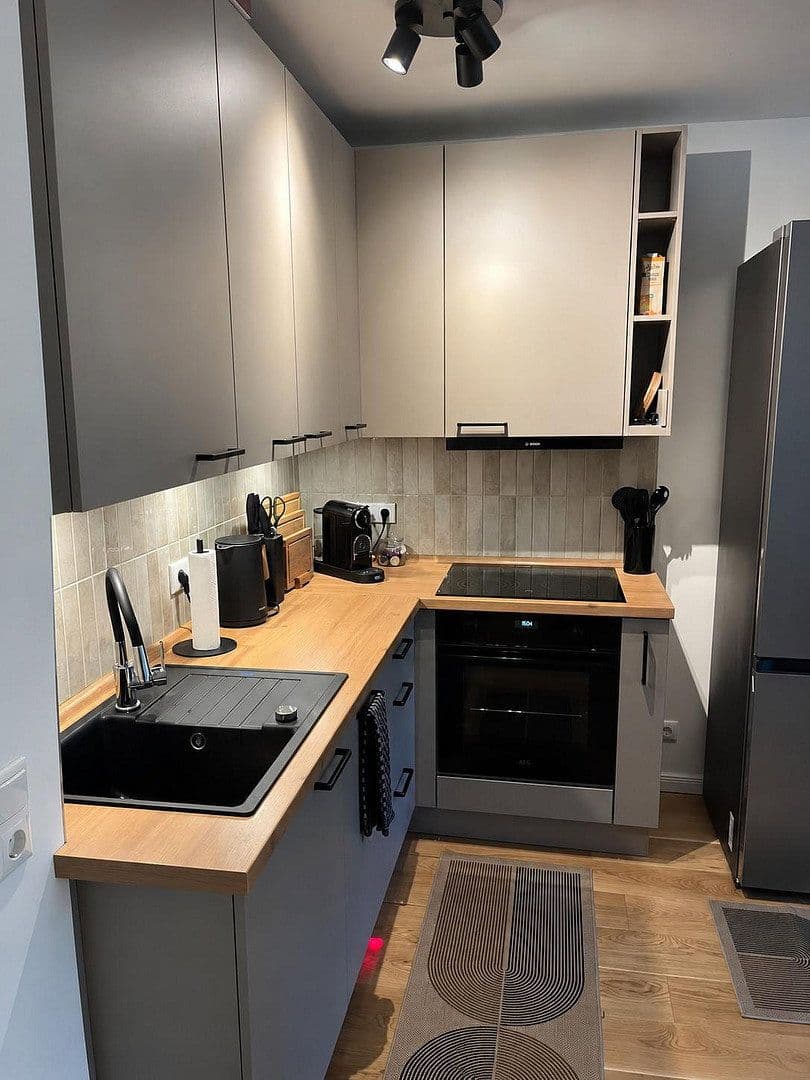 Prenájom bytu 2-izbový 60 m², Hamburg, Hamburg Prenájom bytu 2-izbový 60 m², Hamburg, Hamburg
