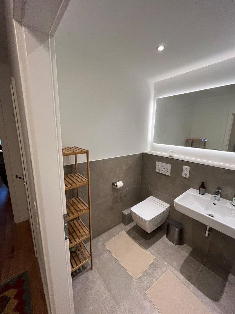 Prenájom bytu 2-izbový 60 m², Hamburg, Hamburg Prenájom bytu 2-izbový 60 m², Hamburg, Hamburg