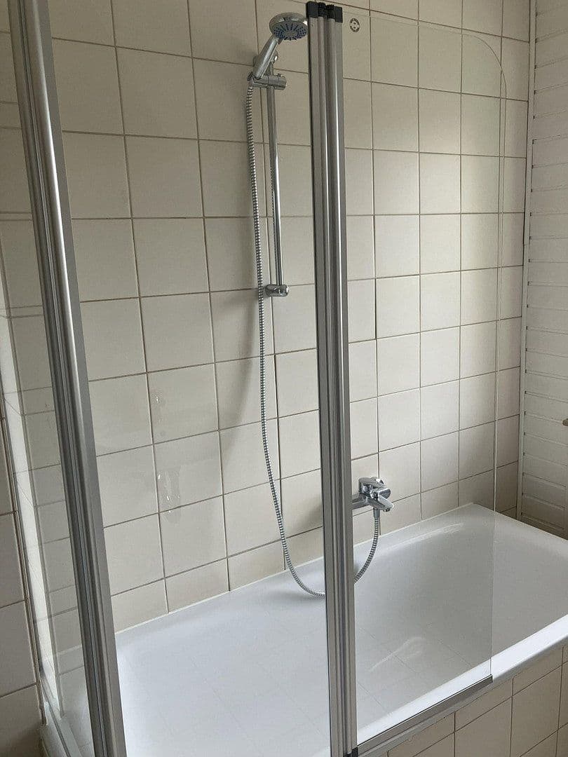 Prenájom bytu 4-izbový 115 m², Brachttal, Hesensko Prenájom bytu 4-izbový 115 m², Brachttal, Hesensko