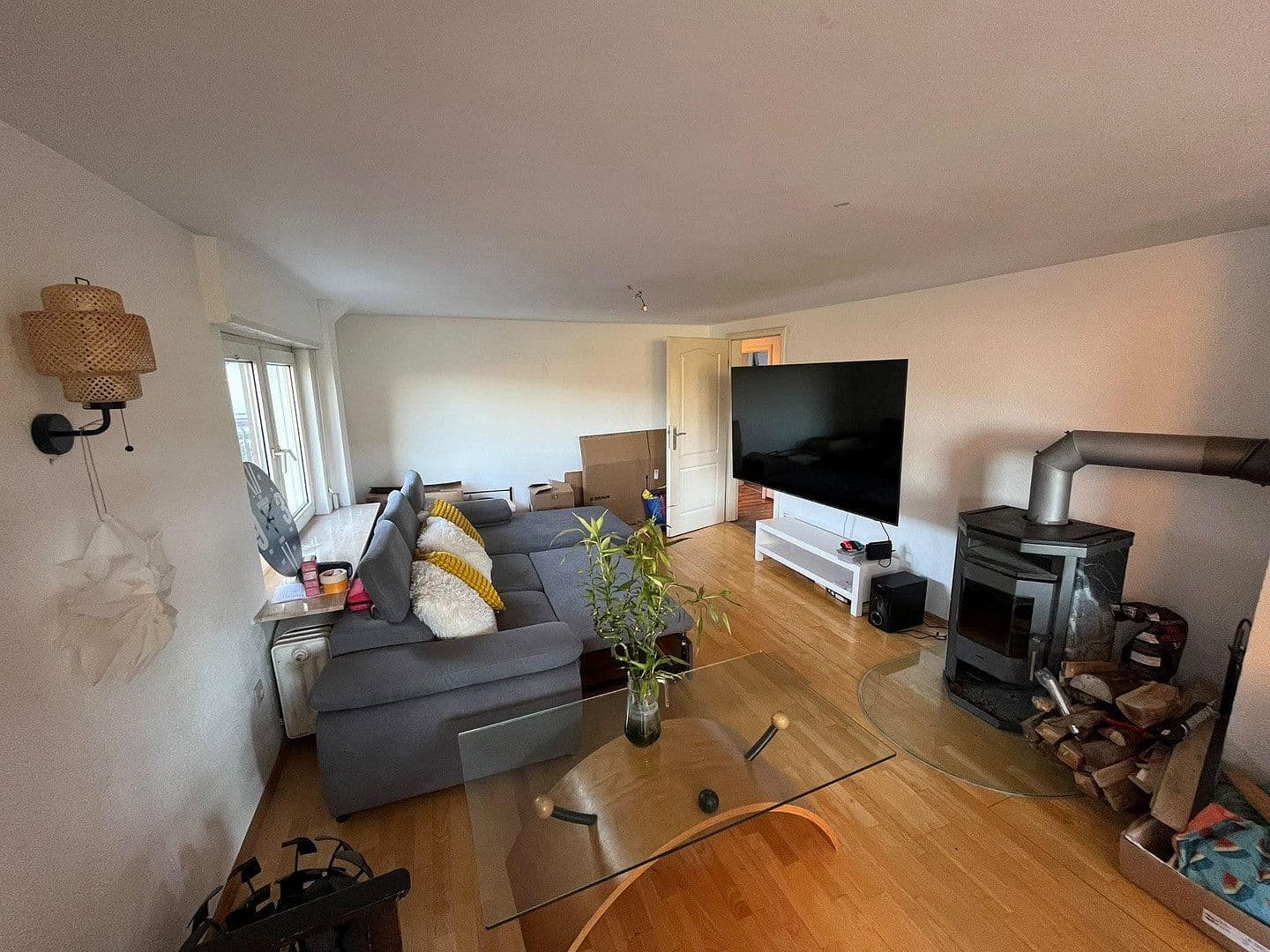 Prenájom bytu 3-izbový 87 m², Johann-Wilhelm-Straße 86, Wilhelmsfeld, Bádensko-Wurttembersko Prenájom bytu 3-izbový 87 m², Johann-Wilhelm-Straße 86, Wilhelmsfeld, Bádensko-Wurttembersko
