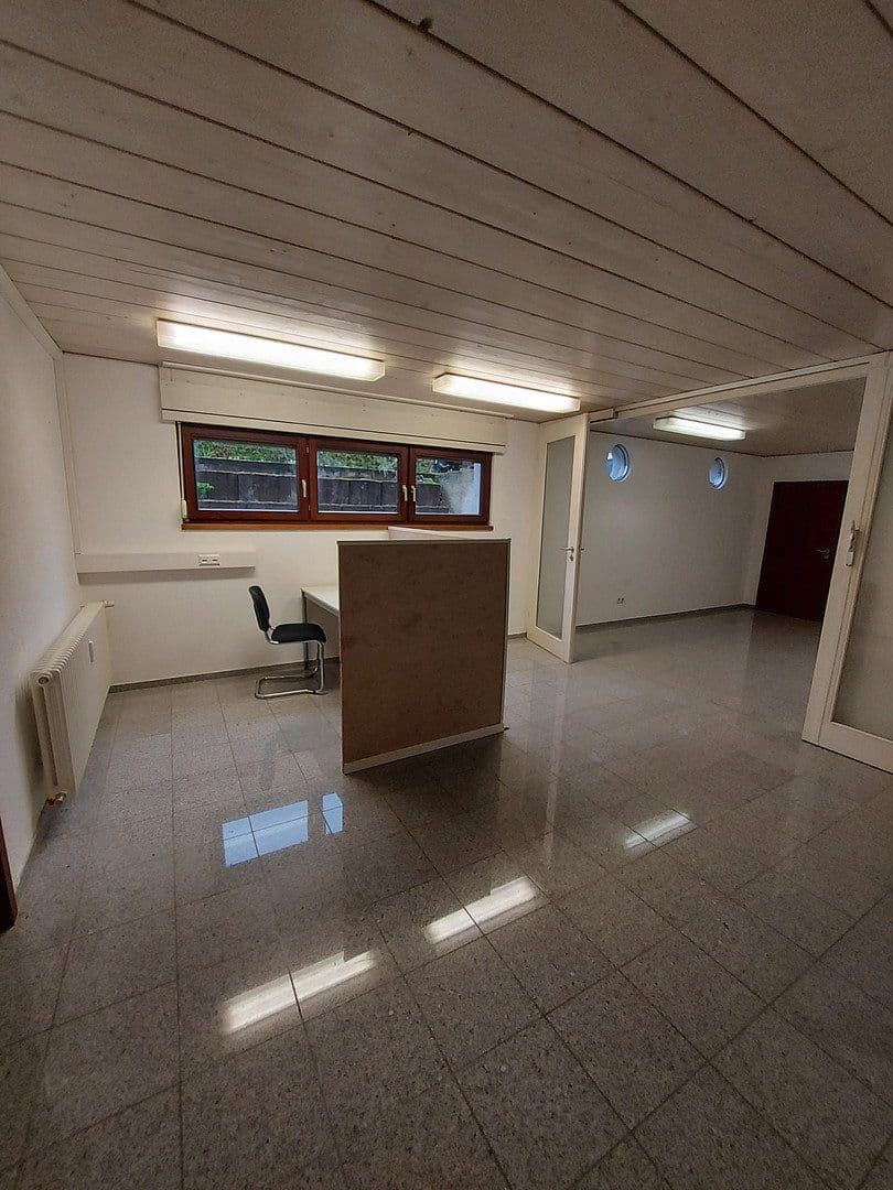 Prenájom kancelárie 75 m², Am zinken 3a, Karlsruhe neureut, Bádensko-Wurttembersko Prenájom kancelárie 75 m², Am zinken 3a, Karlsruhe neureut, Bádensko-Wurttembersko