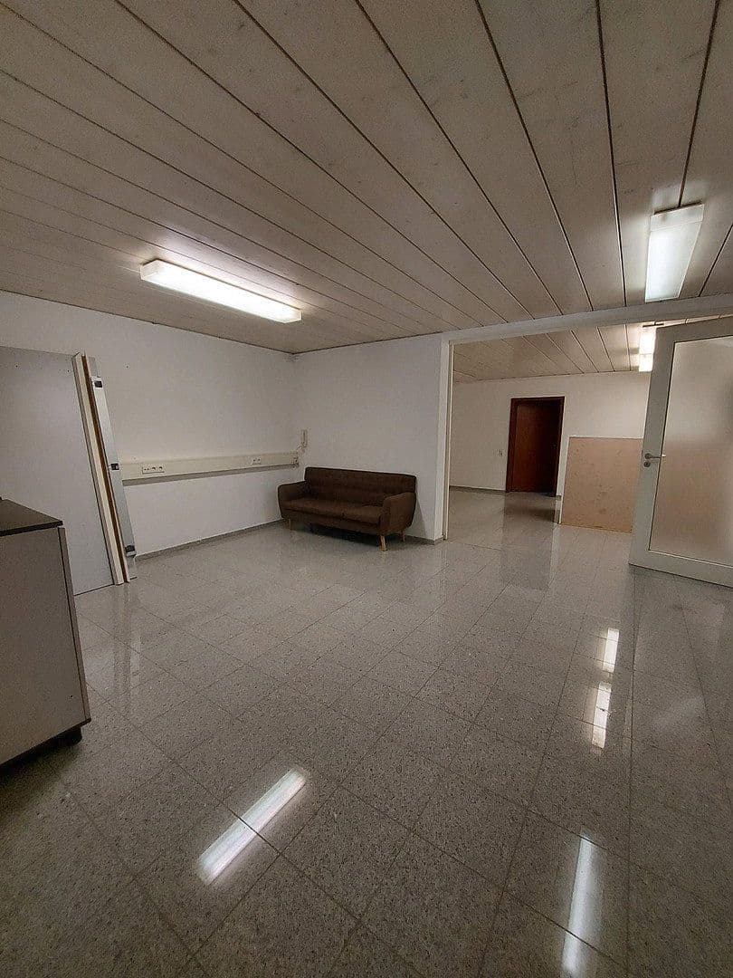 Prenájom kancelárie 75 m², Am zinken 3a, Karlsruhe neureut, Bádensko-Wurttembersko Prenájom kancelárie 75 m², Am zinken 3a, Karlsruhe neureut, Bádensko-Wurttembersko