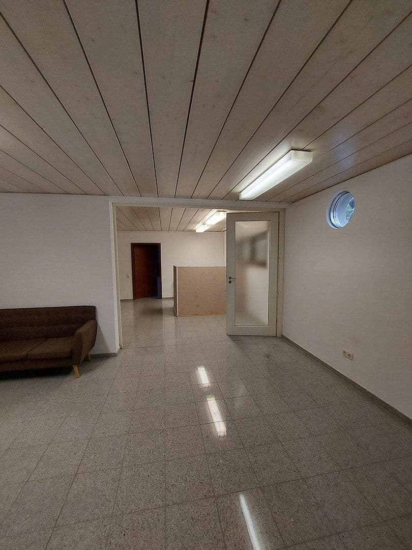 Prenájom kancelárie 75 m², Am zinken 3a, Karlsruhe neureut, Bádensko-Wurttembersko Prenájom kancelárie 75 m², Am zinken 3a, Karlsruhe neureut, Bádensko-Wurttembersko