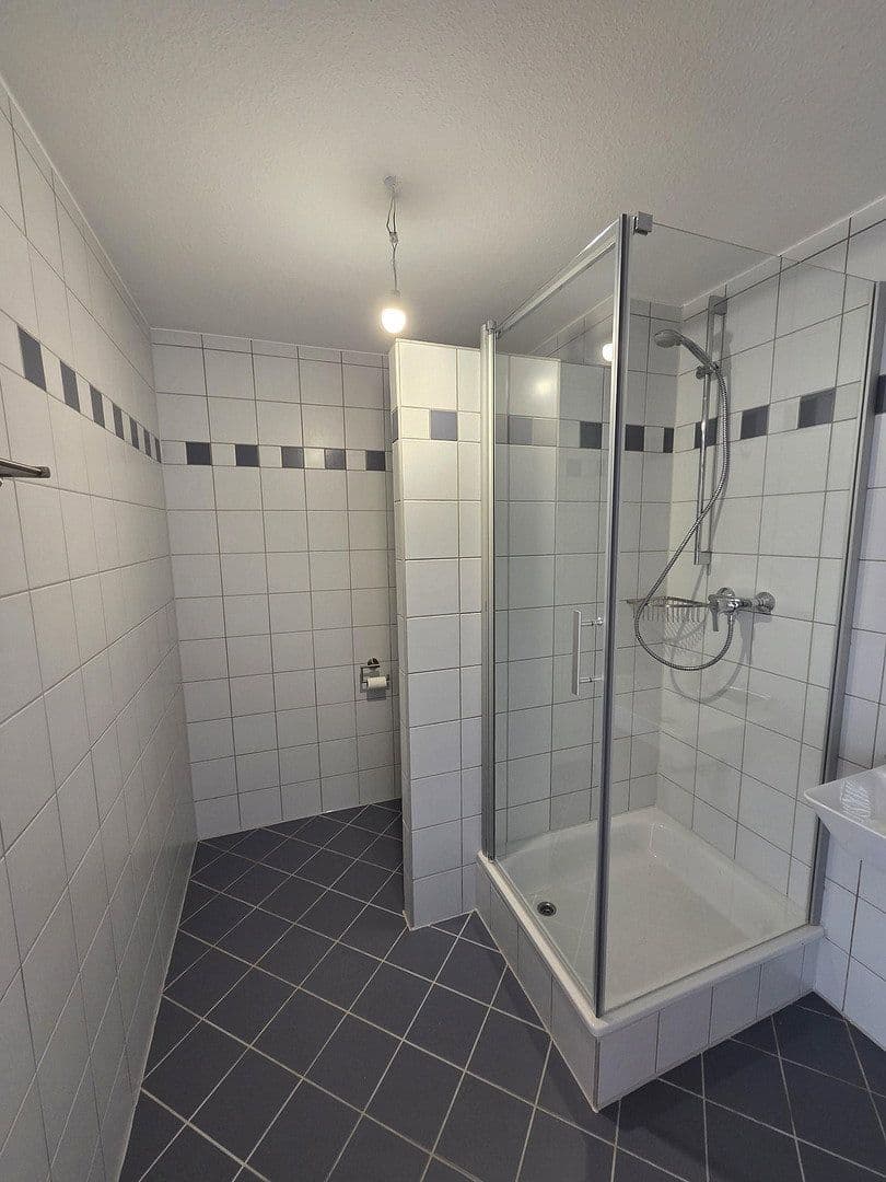 Prenájom bytu 2-izbový 60 m², Walter-Gropius-Str. 1, Reutlingen, Bádensko-Wurttembersko Prenájom bytu 2-izbový 60 m², Walter-Gropius-Str. 1, Reutlingen, Bádensko-Wurttembersko