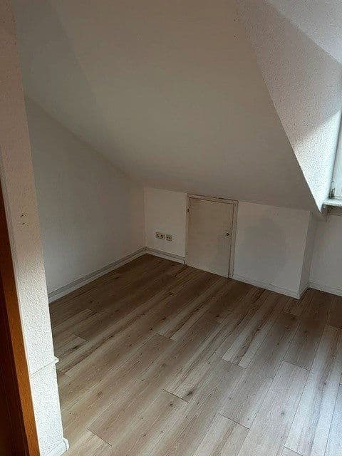 Prenájom bytu 1-izbový 44 m², Staufen im Breisgau, Bádensko-Wurttembersko Prenájom bytu 1-izbový 44 m², Staufen im Breisgau, Bádensko-Wurttembersko