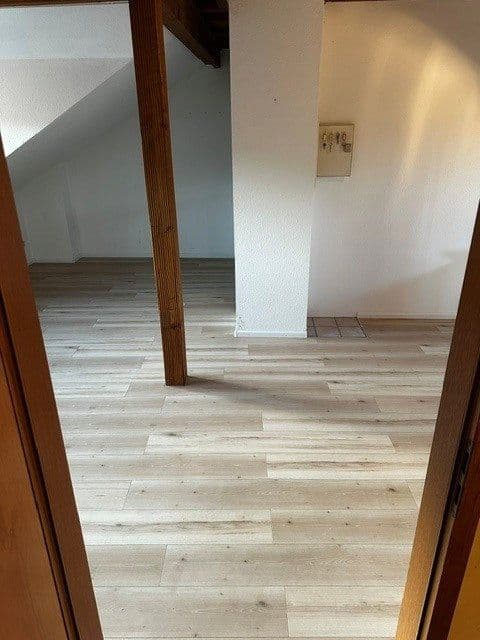 Prenájom bytu 1-izbový 44 m², Staufen im Breisgau, Bádensko-Wurttembersko Prenájom bytu 1-izbový 44 m², Staufen im Breisgau, Bádensko-Wurttembersko