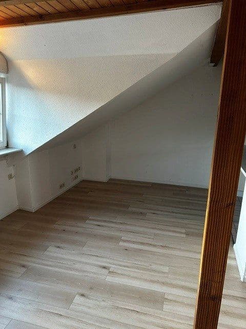 Prenájom bytu 1-izbový 44 m², Staufen im Breisgau, Bádensko-Wurttembersko Prenájom bytu 1-izbový 44 m², Staufen im Breisgau, Bádensko-Wurttembersko