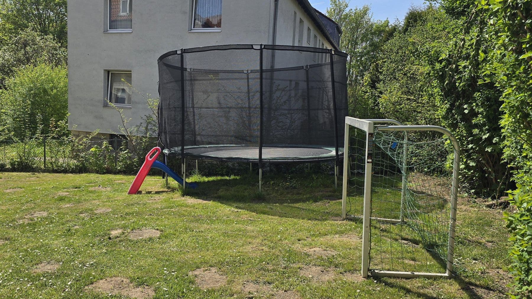 Prenájom bytu 4-izbový 93 m², Börßum, Dolné Sasko Prenájom bytu 4-izbový 93 m², Börßum, Dolné Sasko