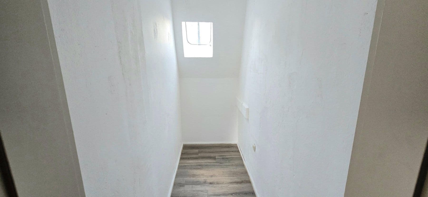 Prenájom bytu 4-izbový 93 m², Börßum, Dolné Sasko Prenájom bytu 4-izbový 93 m², Börßum, Dolné Sasko