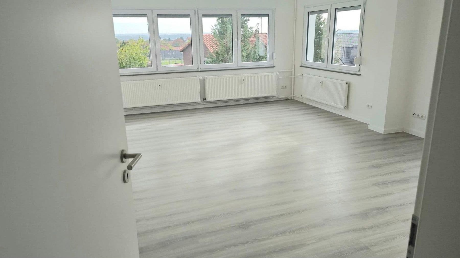 Prenájom bytu 4-izbový 97 m², Schöningen, Dolné Sasko Prenájom bytu 4-izbový 97 m², Schöningen, Dolné Sasko