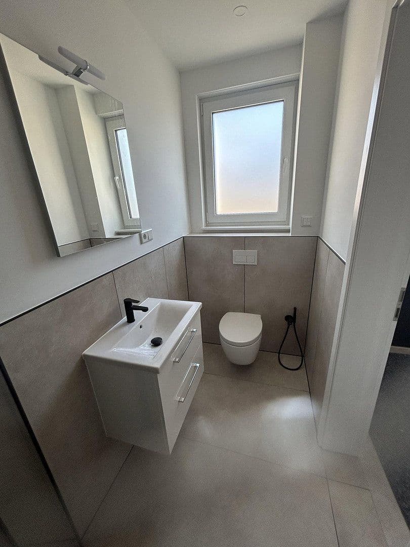 Prenájom domu 105 m², pozemok 250 m², Ilsede, Dolné Sasko Prenájom domu 105 m², pozemok 250 m², Ilsede, Dolné Sasko