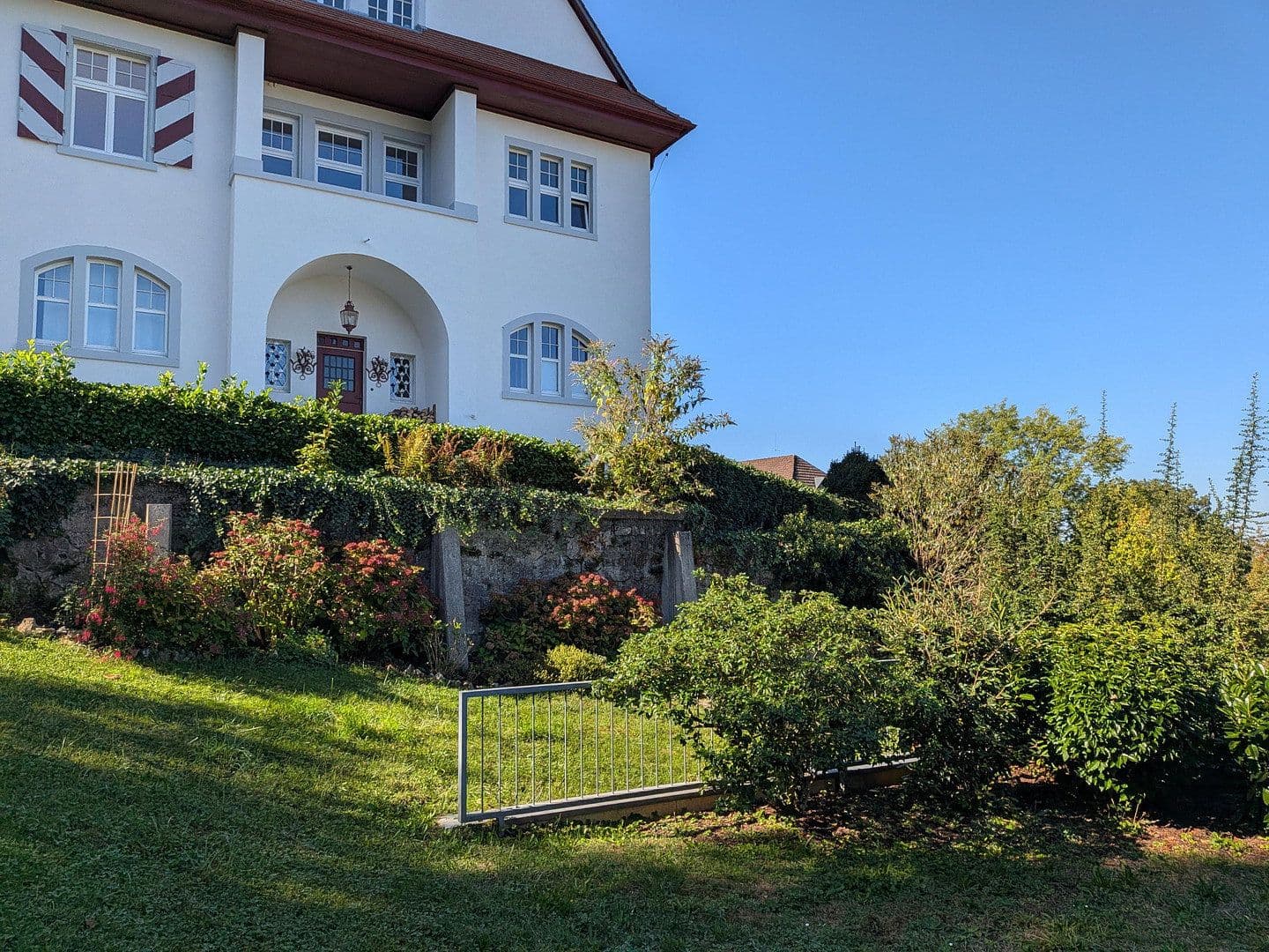 Prenájom bytu 2-izbový 105 m², Markgrafenstrasse 1, Badenweiler, Bádensko-Wurttembersko Prenájom bytu 2-izbový 105 m², Markgrafenstrasse 1, Badenweiler, Bádensko-Wurttembersko