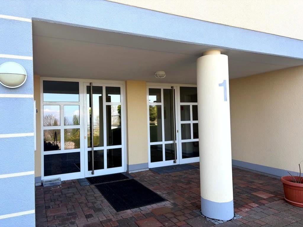 Prenájom bytu 2-izbový 105 m², Markgrafenstrasse 1, Badenweiler, Bádensko-Wurttembersko Prenájom bytu 2-izbový 105 m², Markgrafenstrasse 1, Badenweiler, Bádensko-Wurttembersko