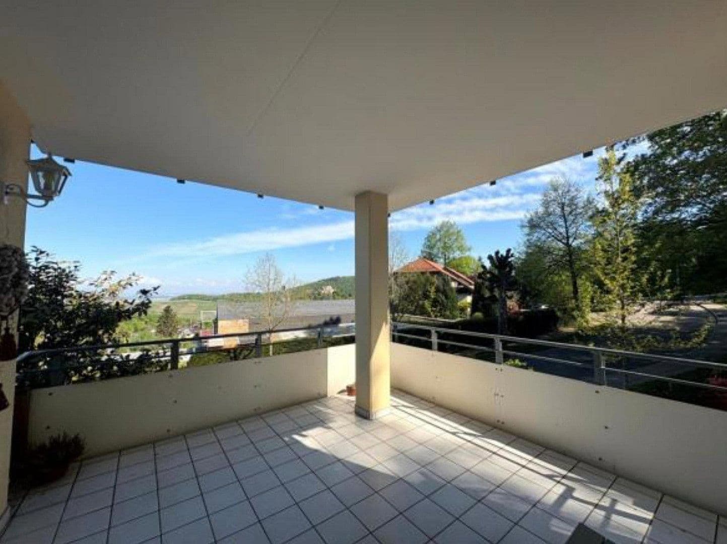 Prenájom bytu 2-izbový 105 m², Markgrafenstrasse 1, Badenweiler, Bádensko-Wurttembersko Prenájom bytu 2-izbový 105 m², Markgrafenstrasse 1, Badenweiler, Bádensko-Wurttembersko