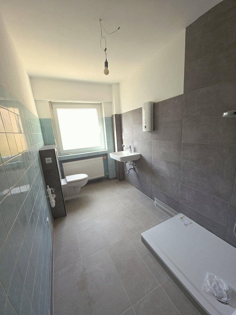 Prenájom bytu 3-izbový 71 m², Karlsruhe, Bádensko-Wurttembersko Prenájom bytu 3-izbový 71 m², Karlsruhe, Bádensko-Wurttembersko