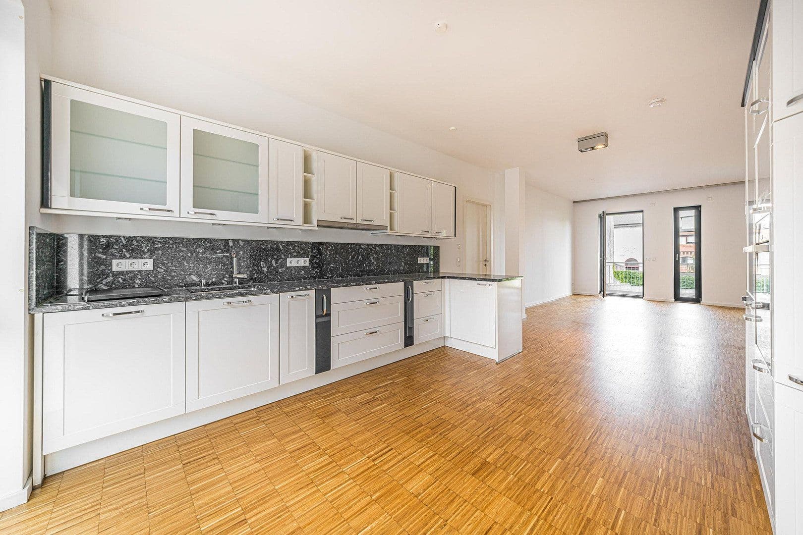 Predaj bytu 5-izbový 160 m², Leipzig, Sasko Predaj bytu 5-izbový 160 m², Leipzig, Sasko