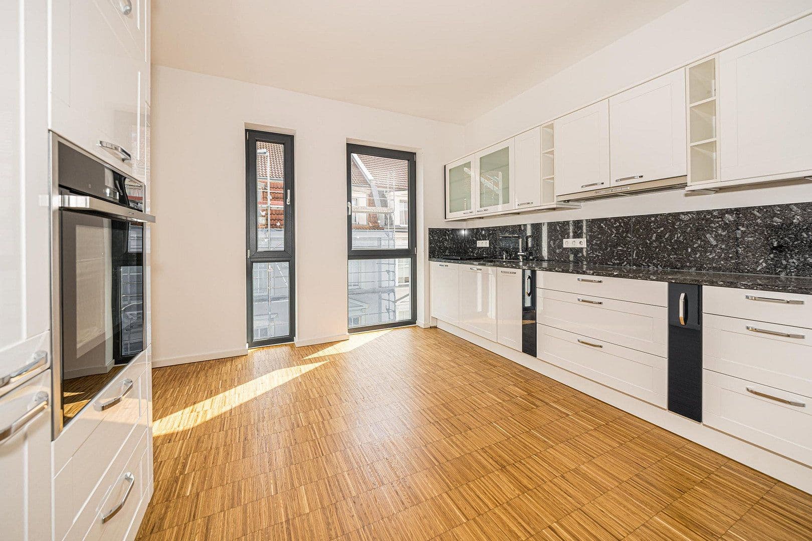 Predaj bytu 5-izbový 160 m², Leipzig, Sasko Predaj bytu 5-izbový 160 m², Leipzig, Sasko