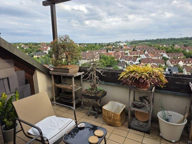 Prenájom bytu 4-izbový 97 m², Würzburg, Bavorsko Prenájom bytu 4-izbový 97 m², Würzburg, Bavorsko