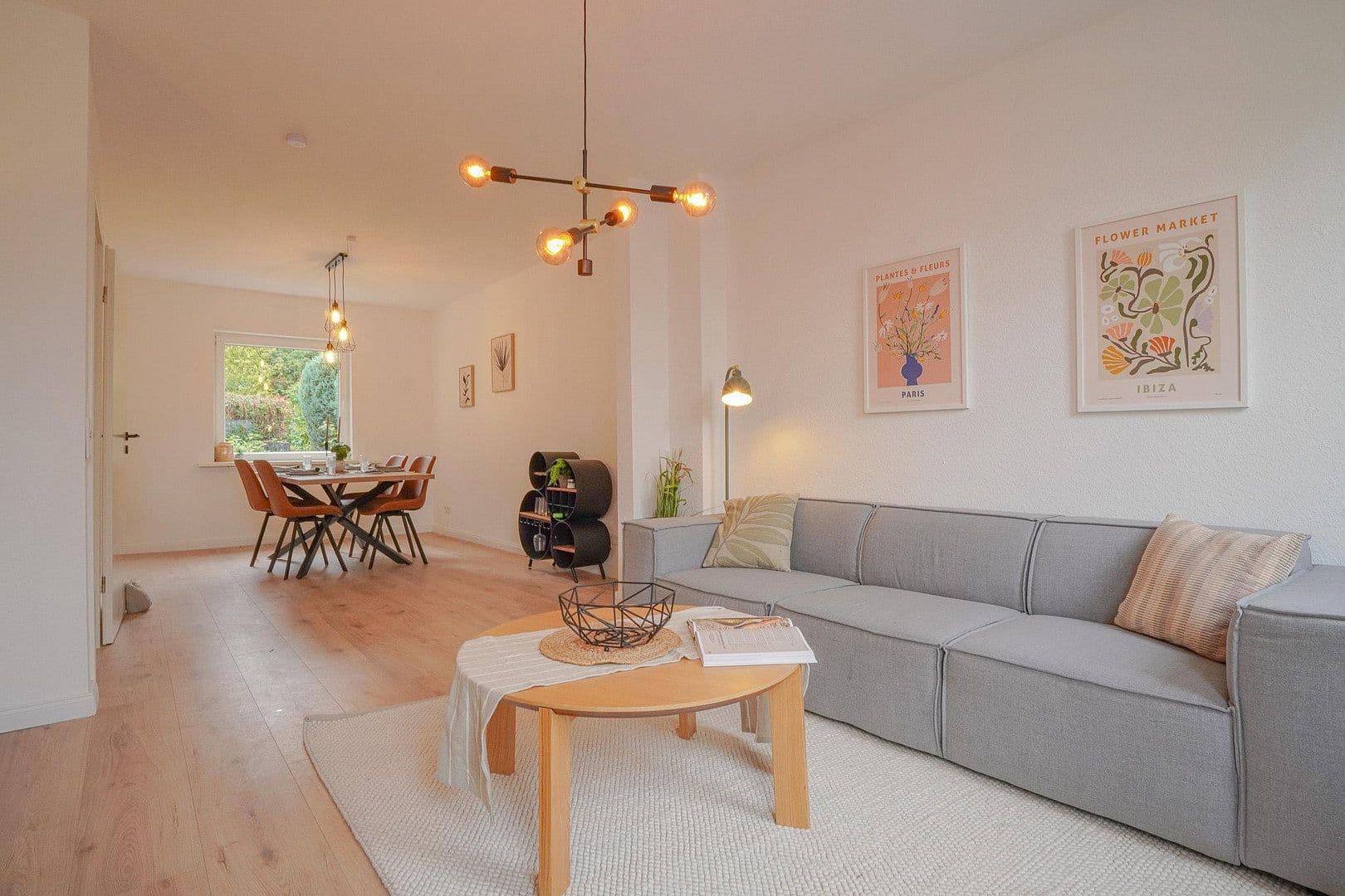 Predaj domu 137 m², pozemok 262 m², Bremen, Brémy Predaj domu 137 m², pozemok 262 m², Bremen, Brémy