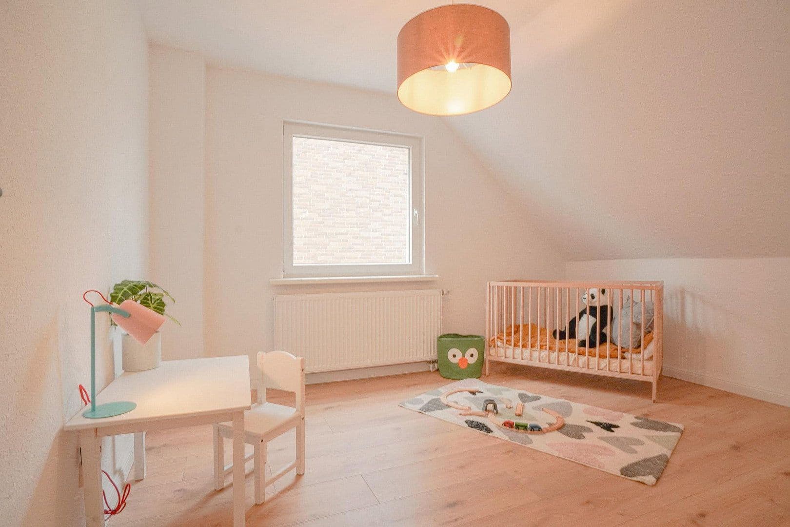 Predaj domu 137 m², pozemok 262 m², Bremen, Brémy Predaj domu 137 m², pozemok 262 m², Bremen, Brémy