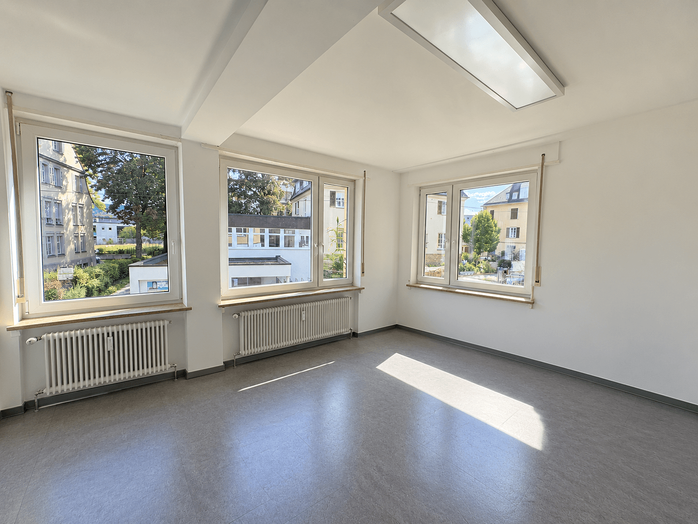 Prenájom bytu 13 m², Herdweg 35, Stuttgart, Bádensko-Wurttembersko Prenájom bytu 13 m², Herdweg 35, Stuttgart, Bádensko-Wurttembersko
