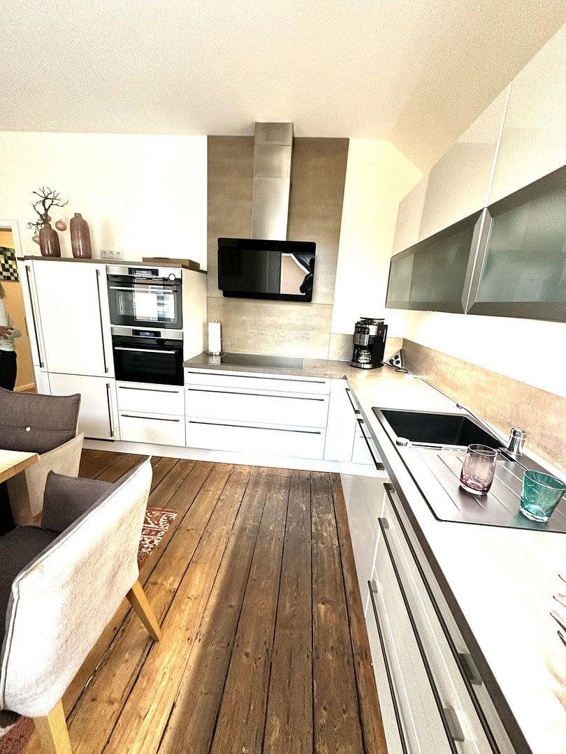 Prenájom bytu 6-izbový 155 m², Hauptstraße, 132, Schwelm, Severné Porýnie - Westfálsko Prenájom bytu 6-izbový 155 m², Hauptstraße, 132, Schwelm, Severné Porýnie - Westfálsko