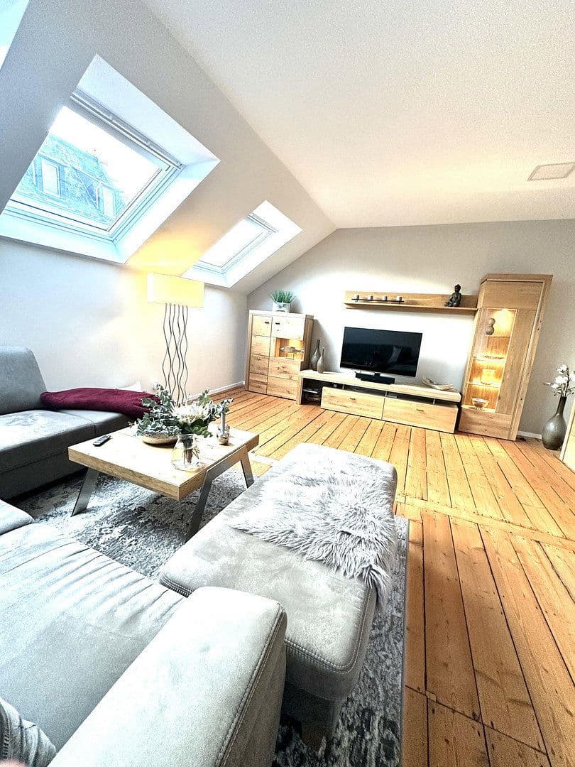 Prenájom bytu 6-izbový 155 m², Hauptstraße, 132, Schwelm, Severné Porýnie - Westfálsko Prenájom bytu 6-izbový 155 m², Hauptstraße, 132, Schwelm, Severné Porýnie - Westfálsko
