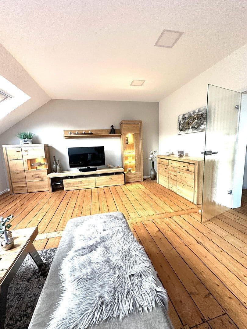 Prenájom bytu 6-izbový 155 m², Hauptstraße, 132, Schwelm, Severné Porýnie - Westfálsko Prenájom bytu 6-izbový 155 m², Hauptstraße, 132, Schwelm, Severné Porýnie - Westfálsko