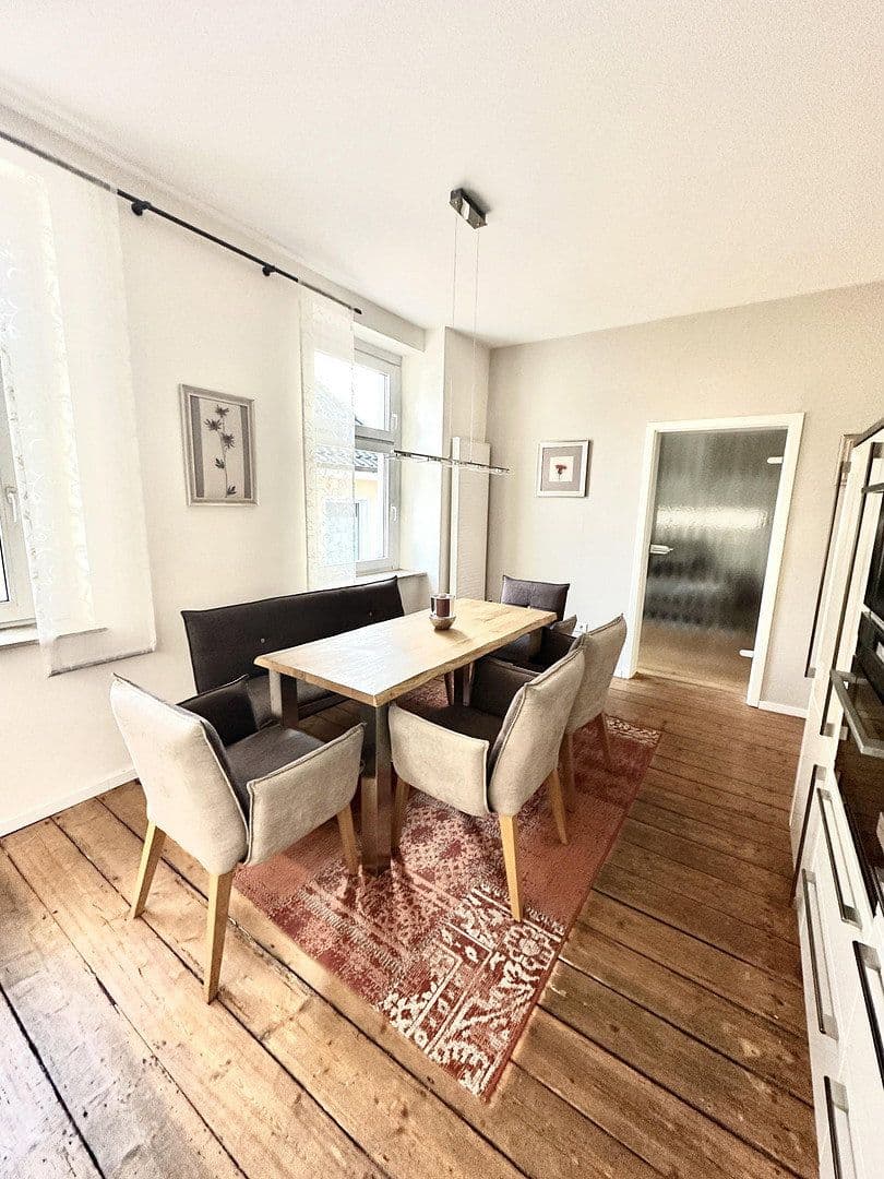 Prenájom bytu 6-izbový 155 m², Hauptstraße, 132, Schwelm, Severné Porýnie - Westfálsko Prenájom bytu 6-izbový 155 m², Hauptstraße, 132, Schwelm, Severné Porýnie - Westfálsko