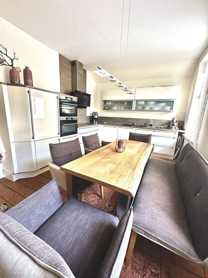 Prenájom bytu 6-izbový 155 m², Hauptstraße, 132, Schwelm, Severné Porýnie - Westfálsko Prenájom bytu 6-izbový 155 m², Hauptstraße, 132, Schwelm, Severné Porýnie - Westfálsko