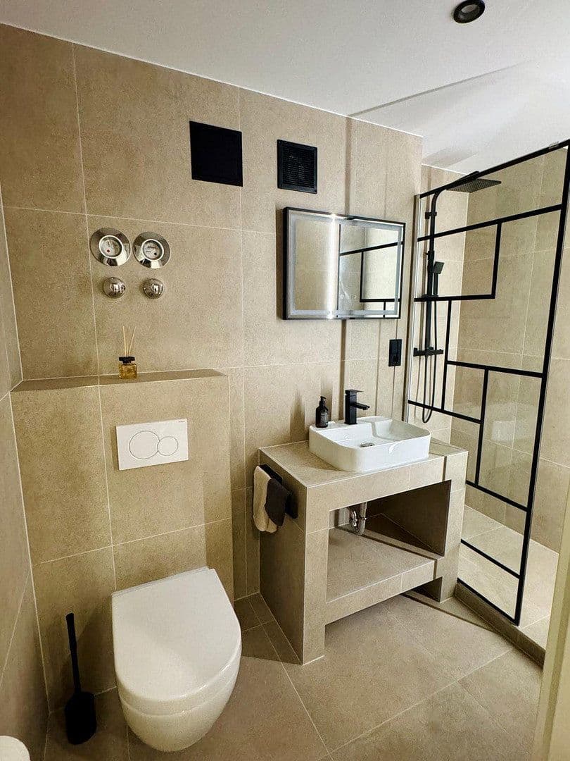 Predaj bytu 4-izbový 65 m², München (Pasing), Bavorsko Predaj bytu 4-izbový 65 m², München (Pasing), Bavorsko
