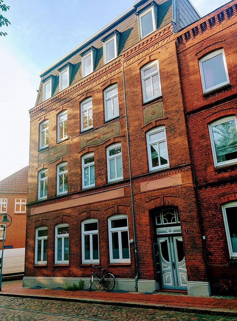 Predaj domu 232 m², pozemok 72 m², Rendsburg, Šlezvicko-Holštajnsko Predaj domu 232 m², pozemok 72 m², Rendsburg, Šlezvicko-Holštajnsko