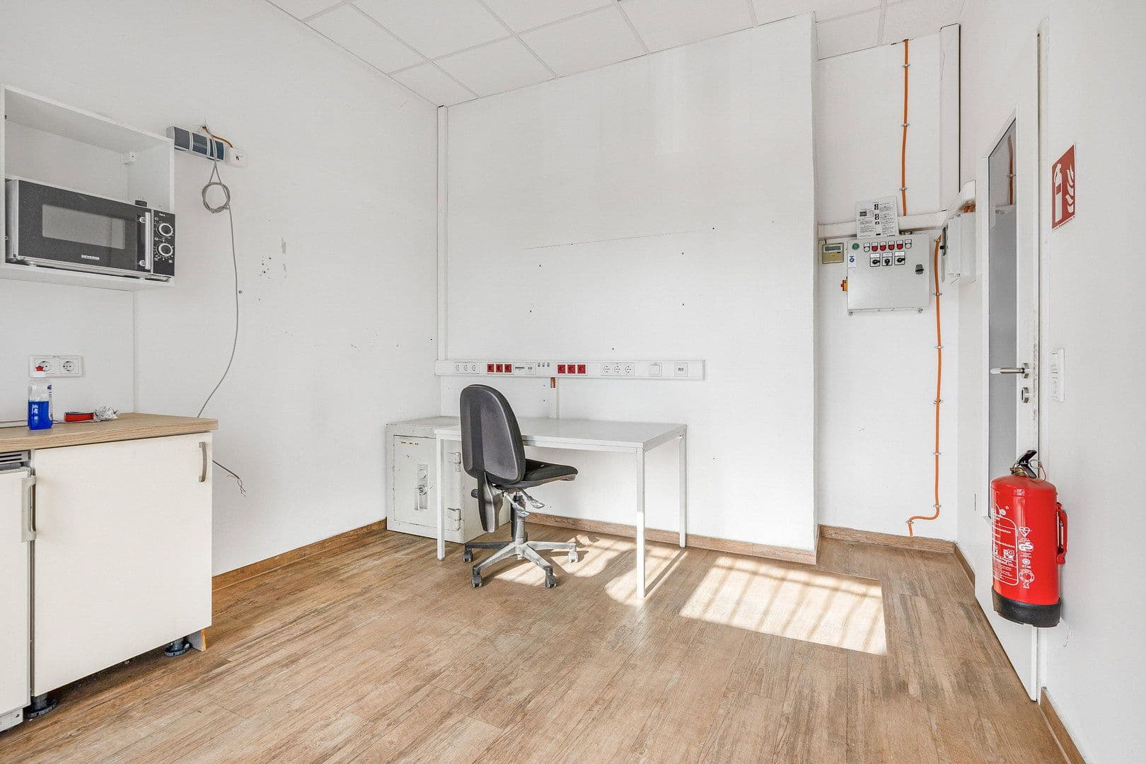 Prenájom nebytového priestoru 605 m², Hauptstraße 154, Heiligenhaus, Severné Porýnie - Westfálsko Prenájom nebytového priestoru 605 m², Hauptstraße 154, Heiligenhaus, Severné Porýnie - Westfálsko