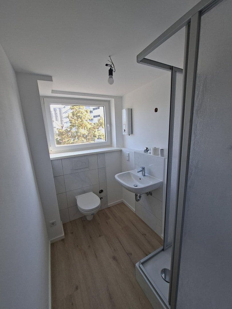 Prenájom bytu 3-izbový 56 m², Eckenheimer Landstraße 355-361, Frankfurt am Main, Hesensko Prenájom bytu 3-izbový 56 m², Eckenheimer Landstraße 355-361, Frankfurt am Main, Hesensko