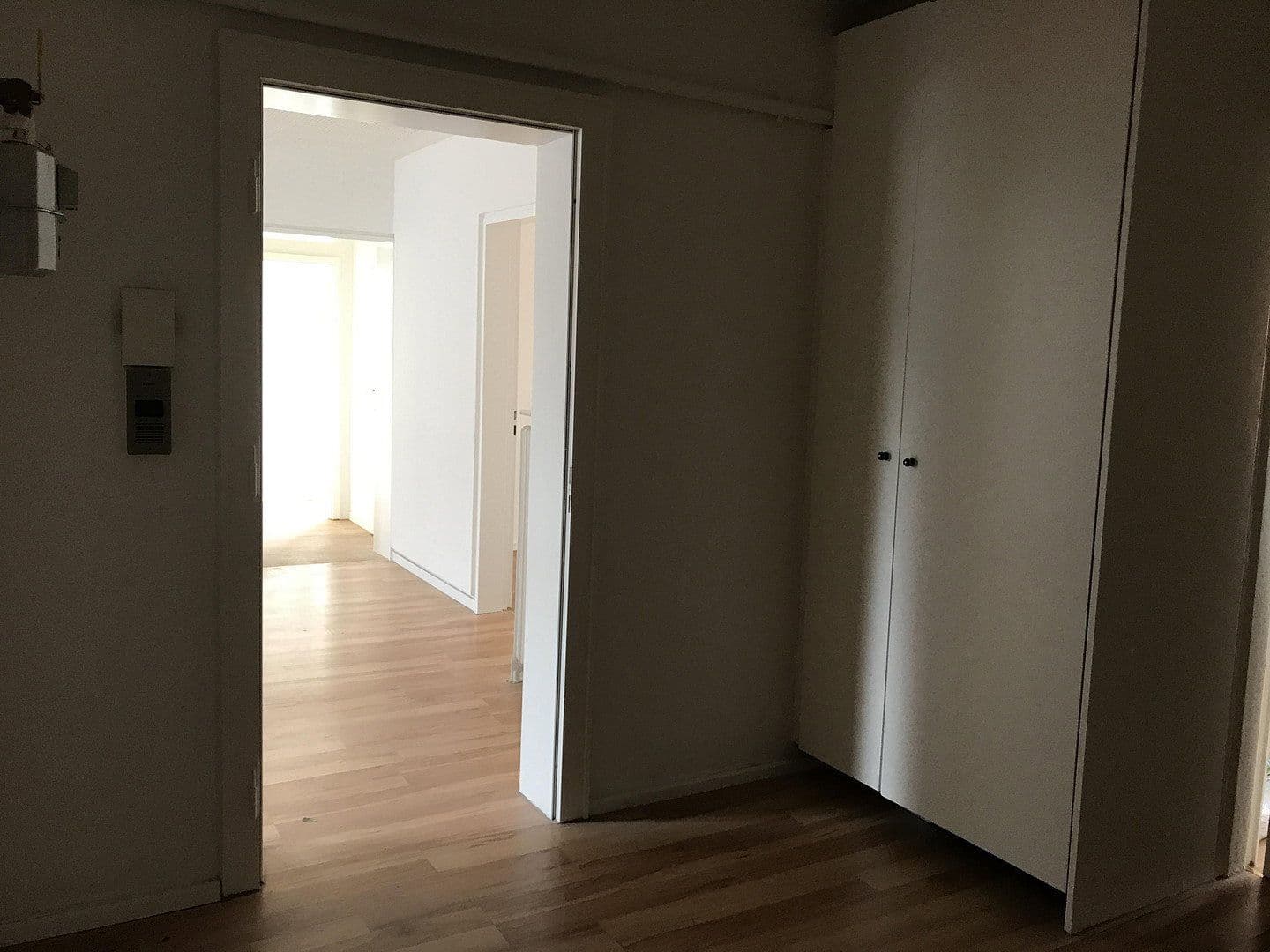 Prenájom bytu 4-izbový 126 m², Hamburg, Hamburg Prenájom bytu 4-izbový 126 m², Hamburg, Hamburg