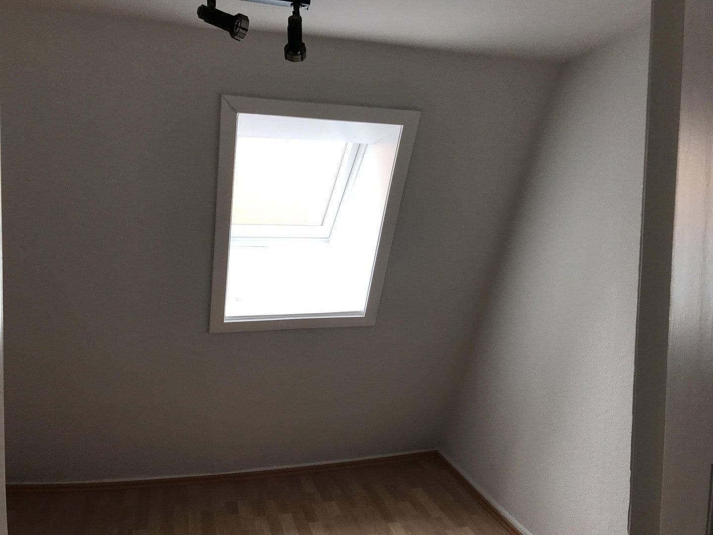 Prenájom bytu 4-izbový 126 m², Hamburg, Hamburg Prenájom bytu 4-izbový 126 m², Hamburg, Hamburg