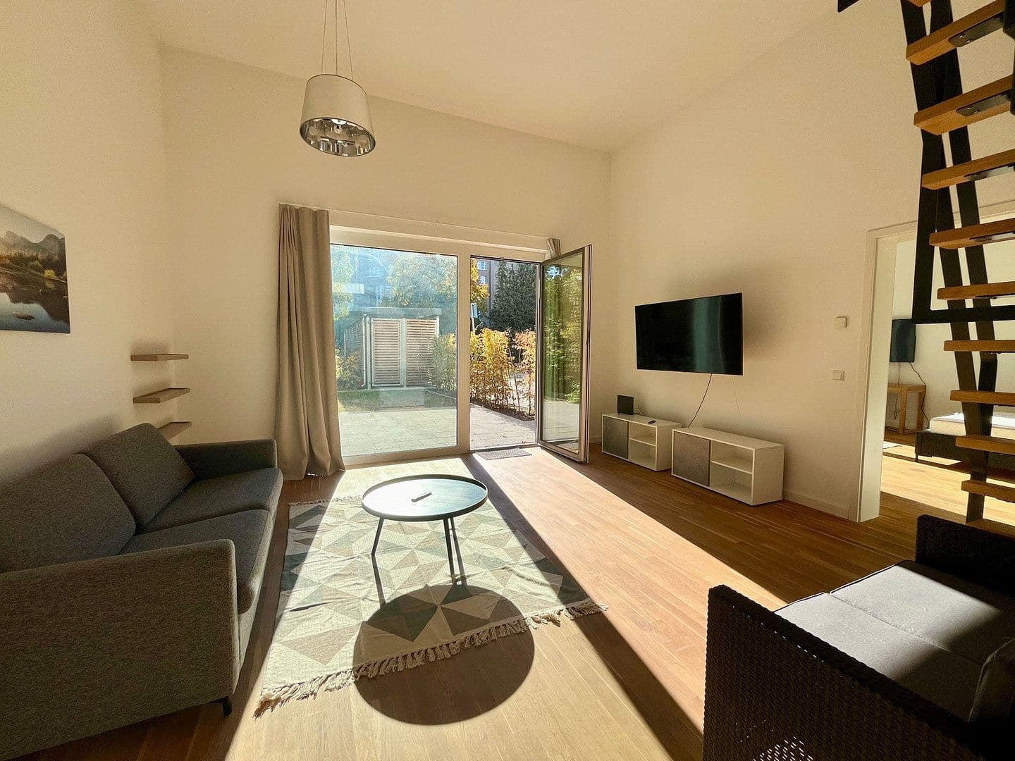 Prenájom bytu 2-izbový 92 m², Alt-Reinickendorf 54, Berlin, Berlín Prenájom bytu 2-izbový 92 m², Alt-Reinickendorf 54, Berlin, Berlín